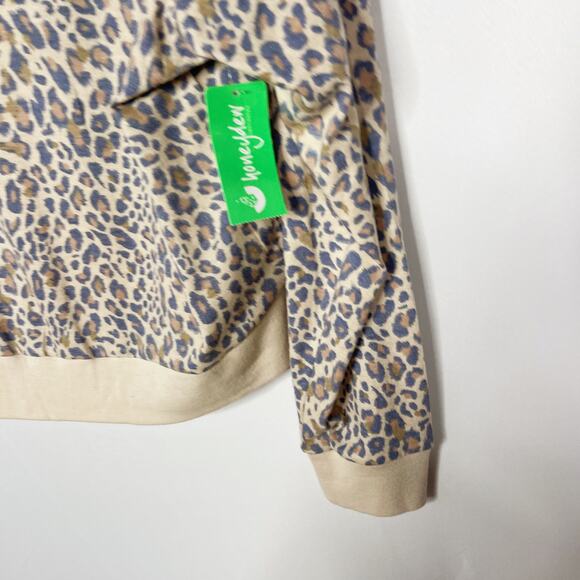 New Honeydew Medium Star Seeker Brushed Jersey Leopard Coordinating Lounge Set - Picture 5 of 16